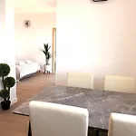 Veronika شقة