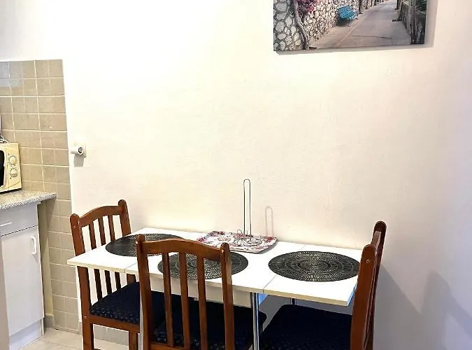 Veronika ロヴラン