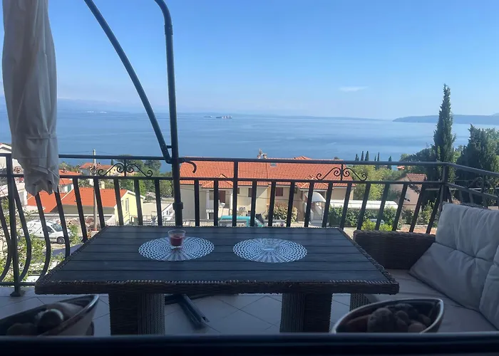 Апартаменты Veronika Ловран